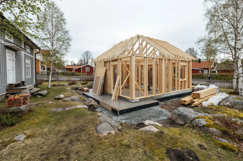 bygga attefallshus p tomten regler grundarbete och smart planering f r ett lyckat projekt